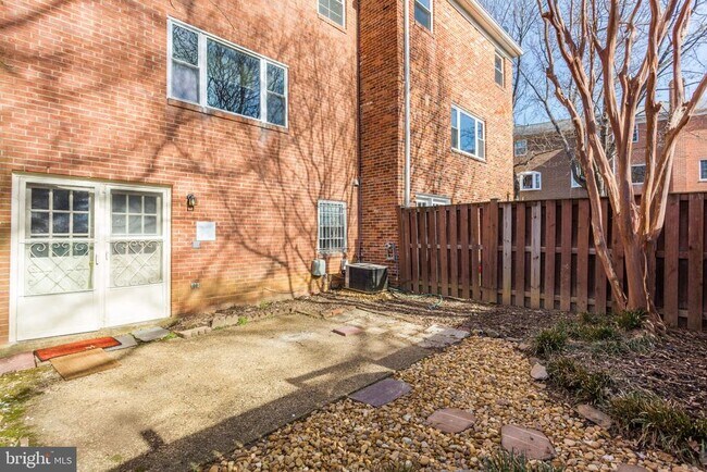 Foto del edificio - 2253 Wheystone St