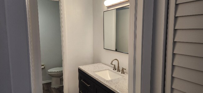 Foto del edificio - 8783 Live Oak Ct