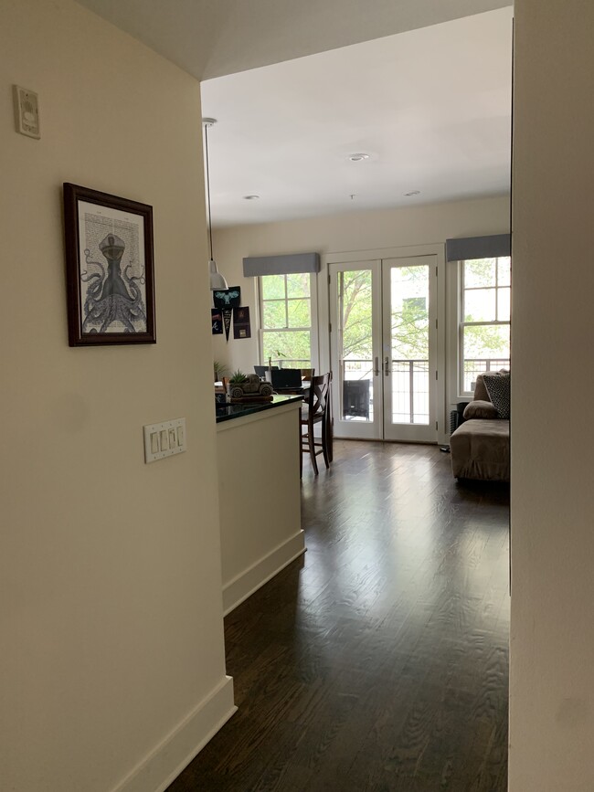 Foto del edificio - 925 Garrett St SE