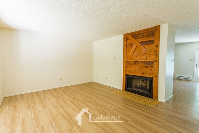 Building Photo - 1421 S Pennsylvania Ave