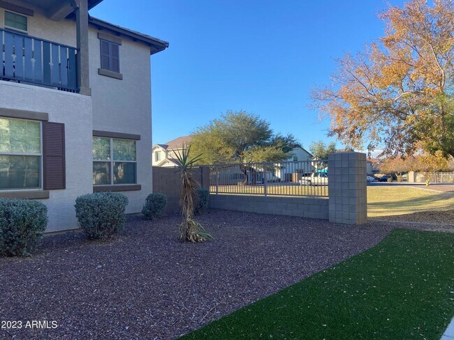 Building Photo - Dobbins & 35th Ave