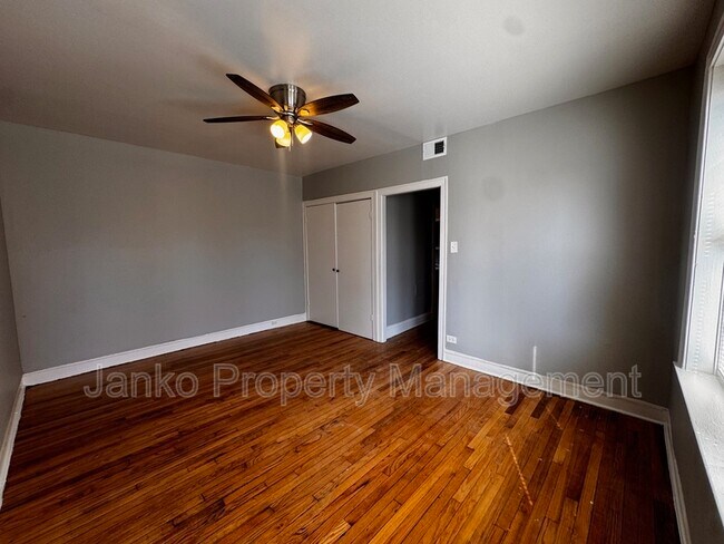 Foto del edificio - 3723 W Grand Ave