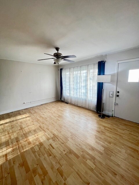 Foto del edificio - 9905 S Turner Ave