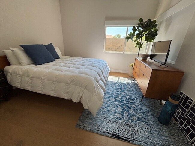 Foto del edificio - 3 Bedroom 2 Bath Rancho MIrage home in Gat...