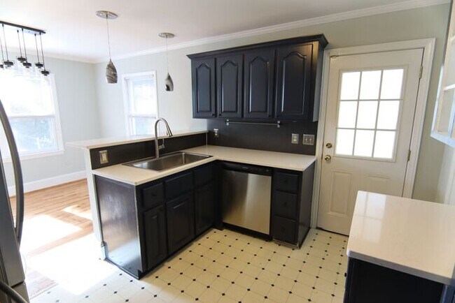 Foto del edificio - Rock Hill!  Beautiful home available!