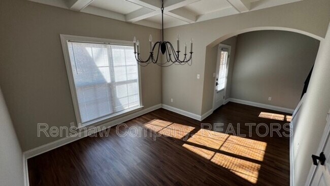 Foto del edificio - 2198 Woodlawn Rd