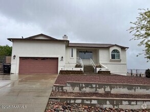 Building Photo - 4921 N Reavis Dr