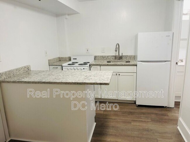 Foto del edificio - 815 Maryland Ave NE