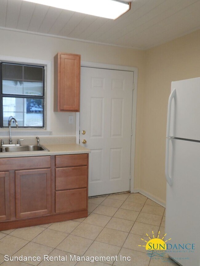 Building Photo - 2 br, 1 bath House - 227 Beulah Street