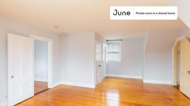 Foto del edificio - Room in Shared 5 bed/2.5 bath home in Newton Corner