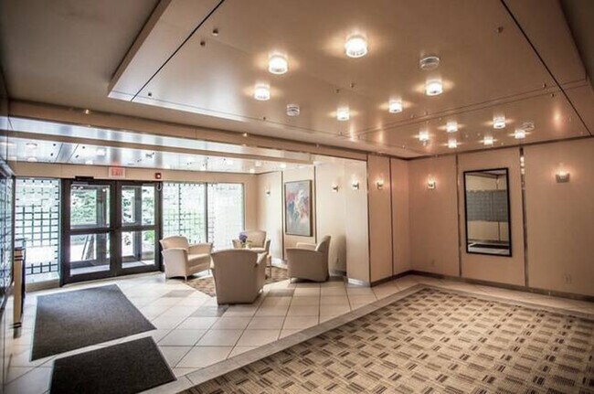 Building Photo - 29 Chestnut Plz