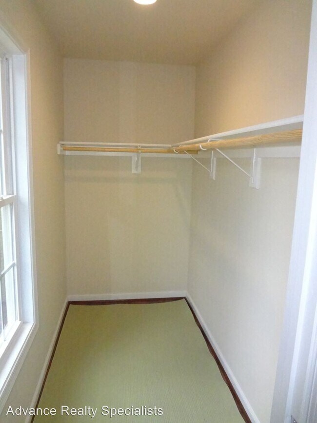 Foto del edificio - 3 br, 2.5 bath House - 5700 Swanson