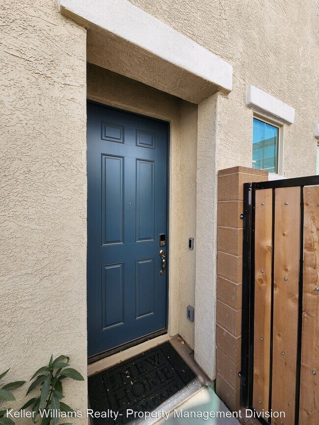 Foto del edificio - 2 br, 2.5 bath House - 2776 S Chippewa DR