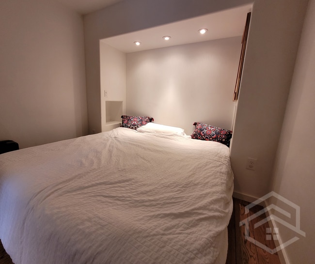 Photo du bâtiment - Renovated 1-Bedroom in Otterville!!