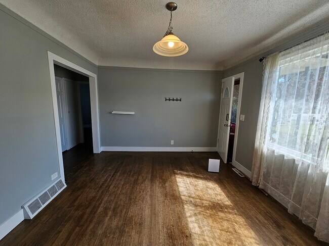 Photo du bâtiment - 9739 Sidney St