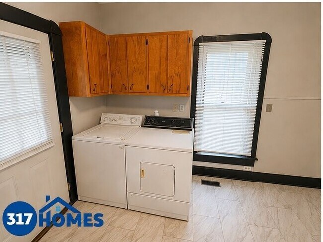 Photo - 2111 South Garfield Drive Apartment