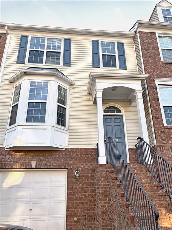 Building Photo - 1370 Thornborough Dr