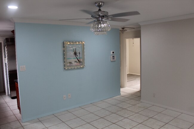 Foto del edificio - 6100-6104 4th Ave S