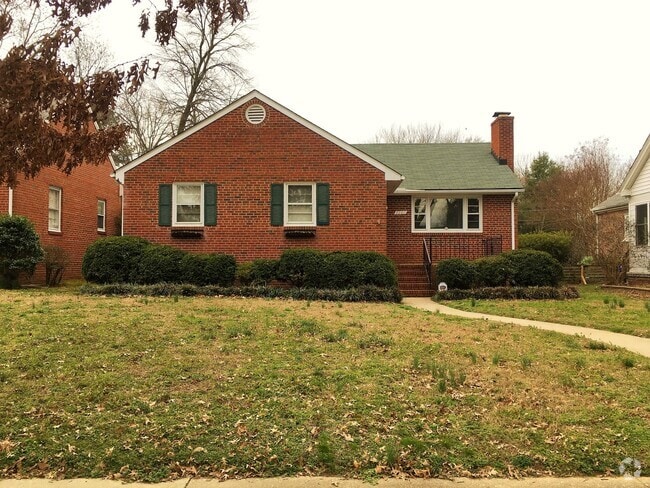 Building Photo - 3907 Kensington Ave