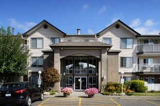 Building Photo - Mayfair Village East