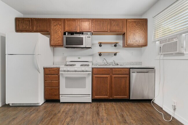 Foto del edificio - 230 Home Ave