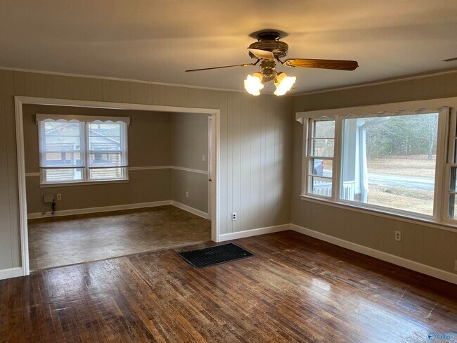 Building Photo - 322 Honea Ln