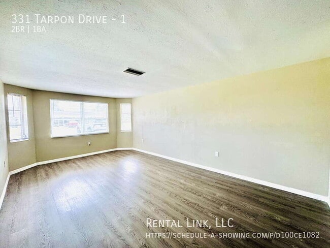 Foto del edificio - 331 Tarpon Dr