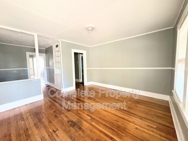 Foto del edificio - 8149 1st Ave S