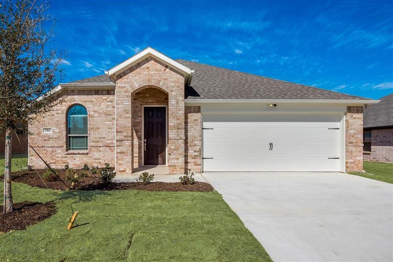 BRAND NEW! Beautiful 4 Bedroom Home House for Rent in Weatherford, TX