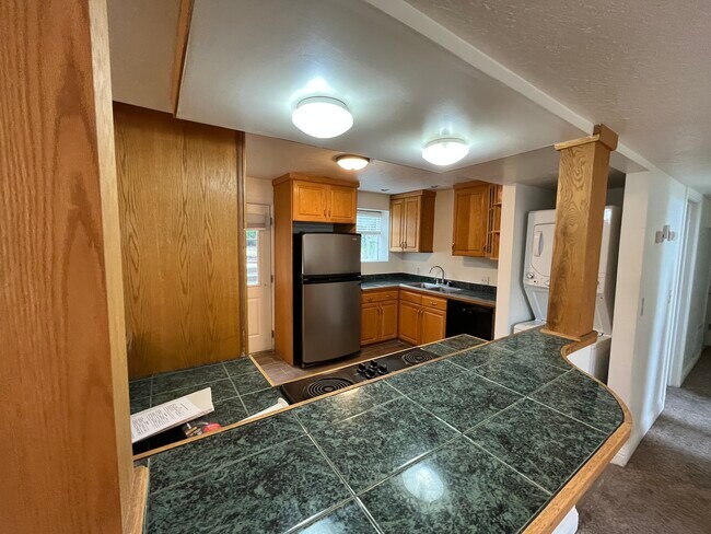 Building Photo - 3802 S 775 E