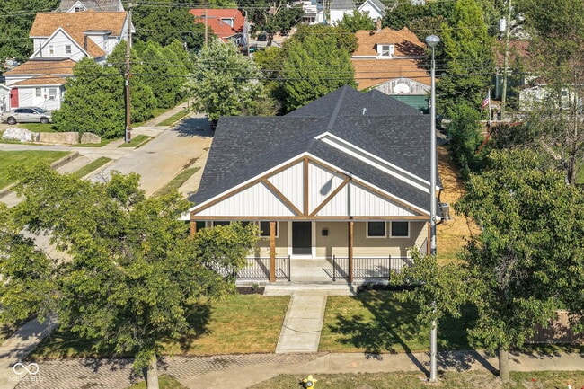 Building Photo - 1008 S 8th St