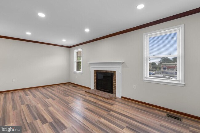 Foto del edificio - 3351 Buehler Ct