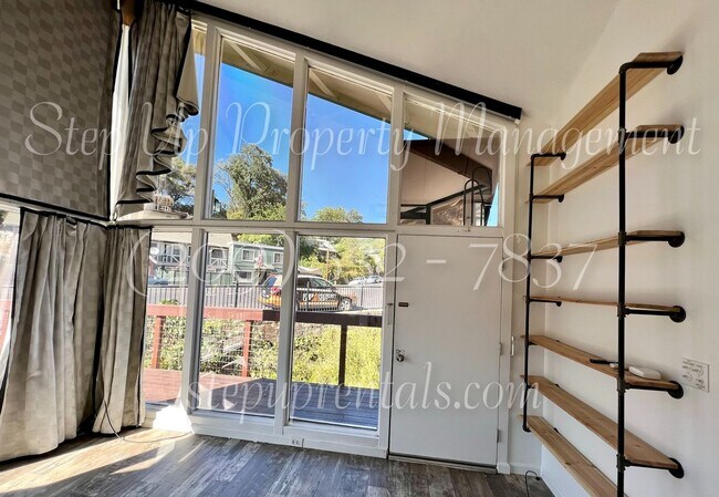 Foto del edificio - Unique Diamond Find In The Heart Of Historic Downtown Sonora!!!