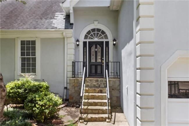 Building Photo - 4565 Ashmore Cir