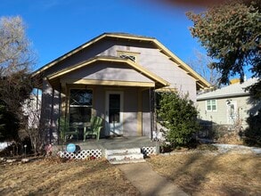 Building Photo - 5927 S Hill St