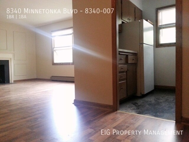 Building Photo - Available 9/21/2024