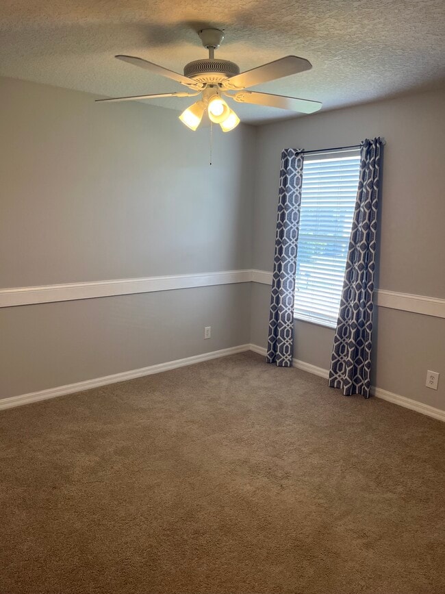 dormitorio 2 - 1018 Bella Vista Dr NE