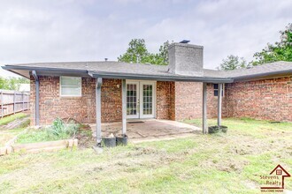Building Photo - 303 SW 72nd St