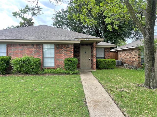 Foto principal - 8518 Holly St