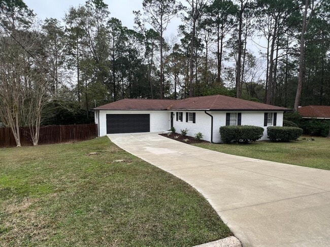 Building Photo - 2506 Fritz Ln