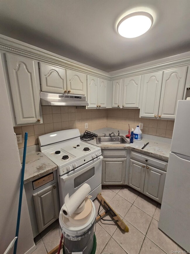 Foto del edificio - 5-28 B 32nd St