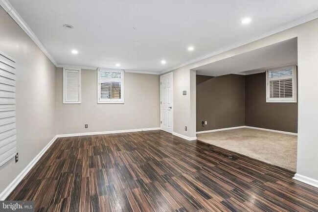 Foto del edificio - 247 Winchester Dr