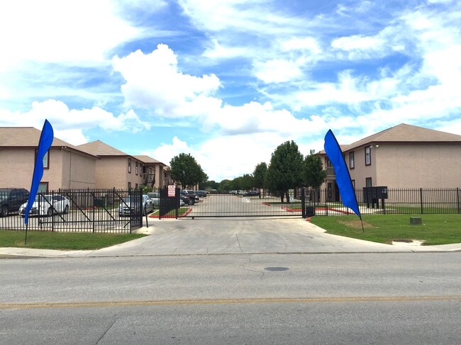 Building Photo - The Palm Tree Apartments