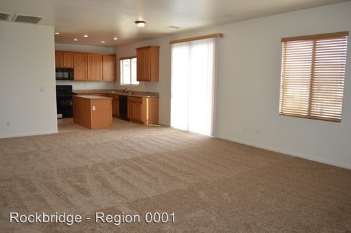 Building Photo - 5620 Pacesetter St