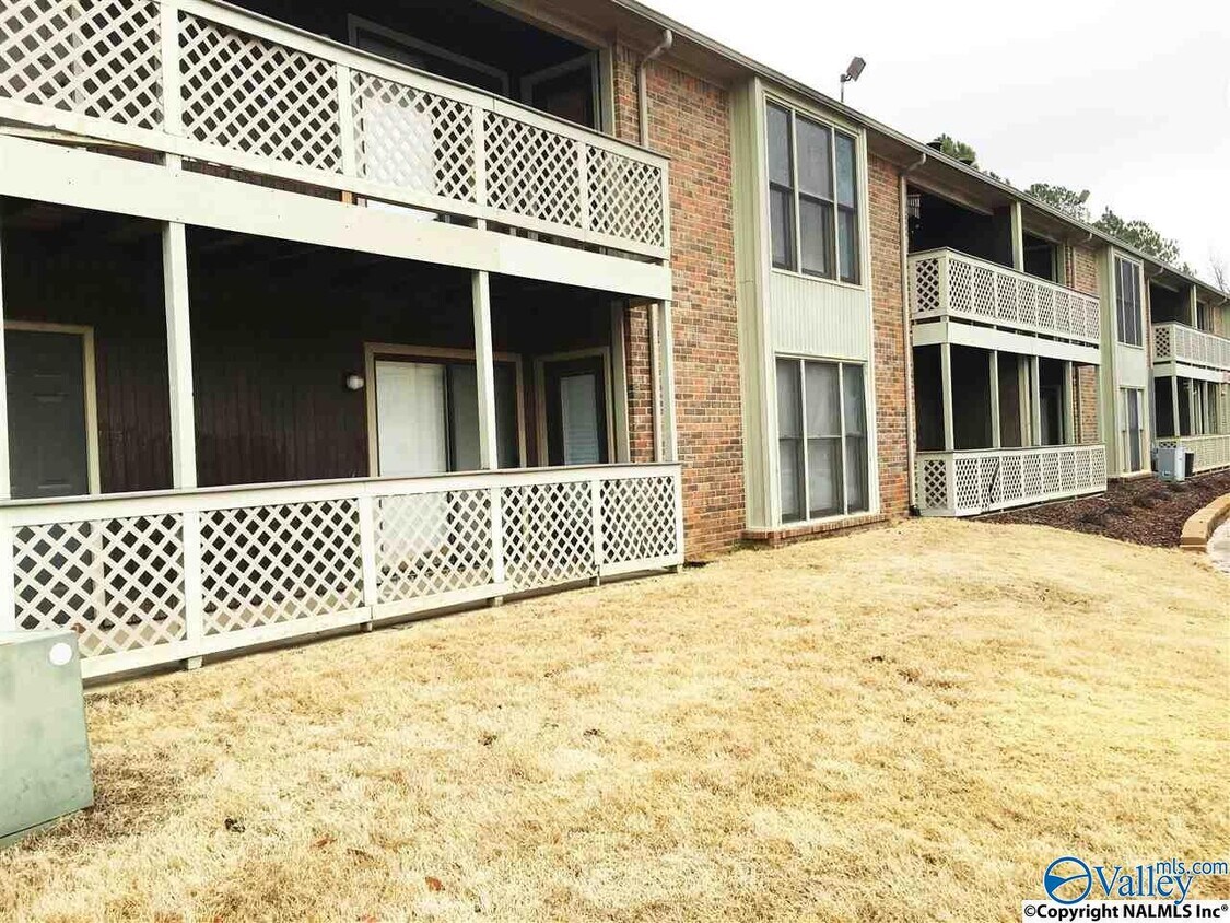 4940 7 Pine Cir Unit 4940, Huntsville, AL 35816 Condo for Rent in