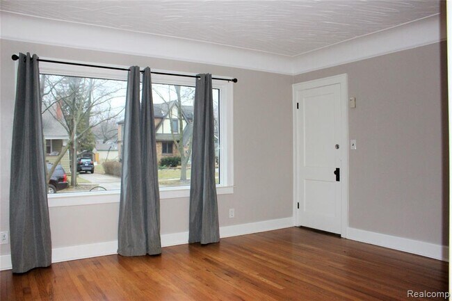 Building Photo - 47 Fairwood Blvd