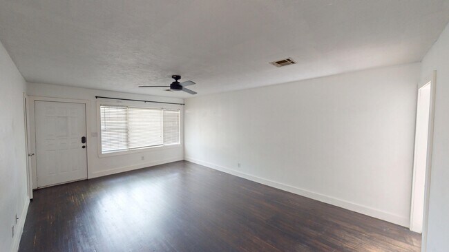 Building Photo - 4679 S Trenton Ave