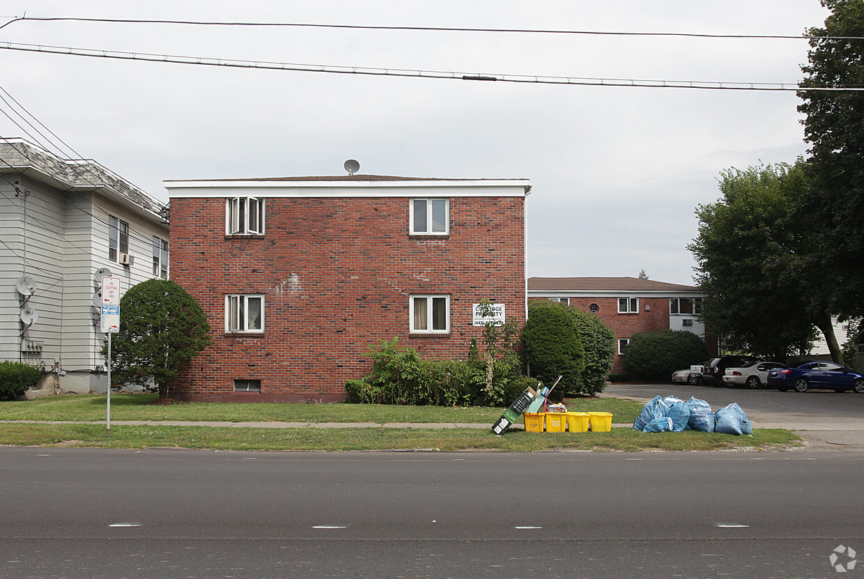 Foto del edificio - 27 Tompkins St