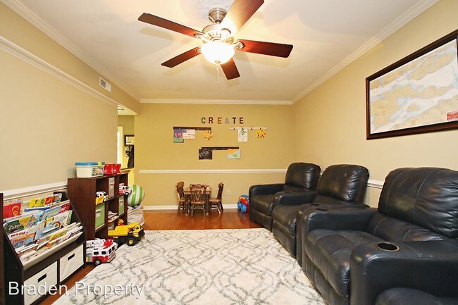 Building Photo - 3 br, 2.5 bath House - 2356 Ilex Court