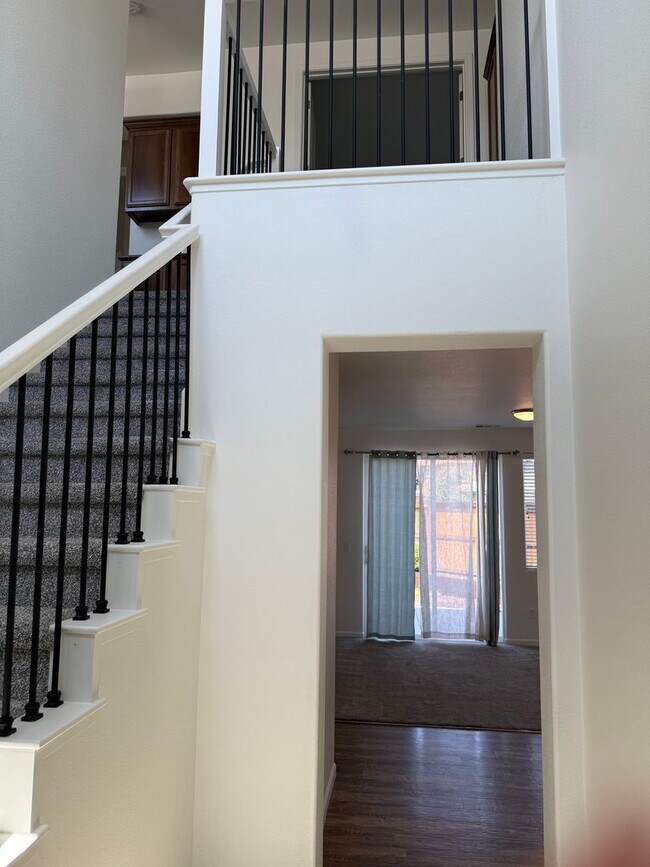 Building Photo - Located in Riata in Pioneer Meadows